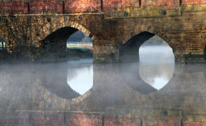 Great Barford Bridge.
Little and large
Keywords: Landscape