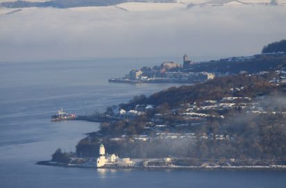 Gourock 
Gourock winter 2009 taken from Bishops Glenn in Dunoon.
Keywords: Gourock.