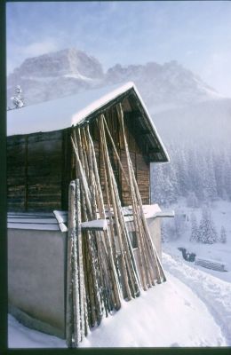 The wood shed
This was the wood shed beside the PRADEL I took this after a fresh snow fall when the sun came out.
Keywords: Italia